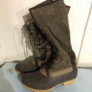 L.L. Bean Signature Waxed Canvas 16” Bean Boots 7
